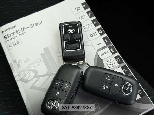 Toyota ROOMY 2020-09 8231642-13