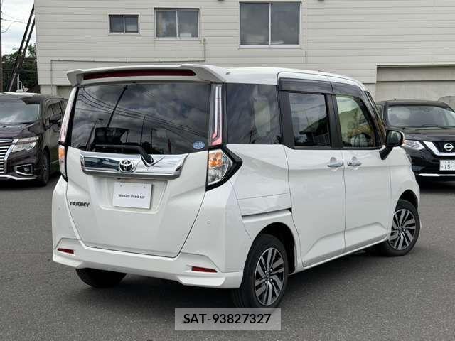 Toyota ROOMY 2020-09 8231642-1