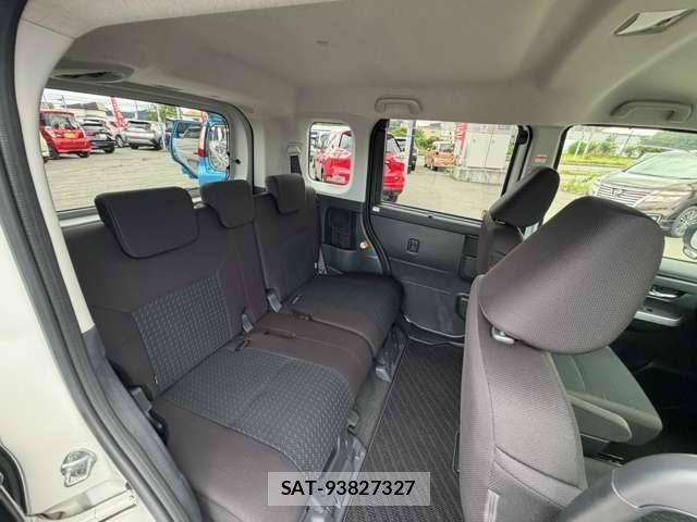 Toyota ROOMY 2020-09 8231642-4