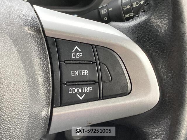 Toyota ROOMY 2017-09 8246555-10