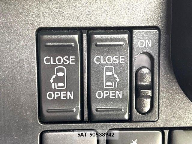 Toyota ROOMY 2020-01 8355512-4