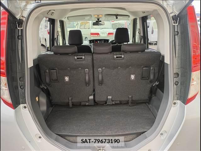 Toyota ROOMY 2017-07 8368408-15