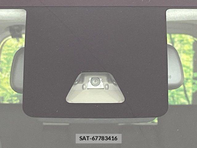 Toyota ROOMY 2018-07 8368410-7