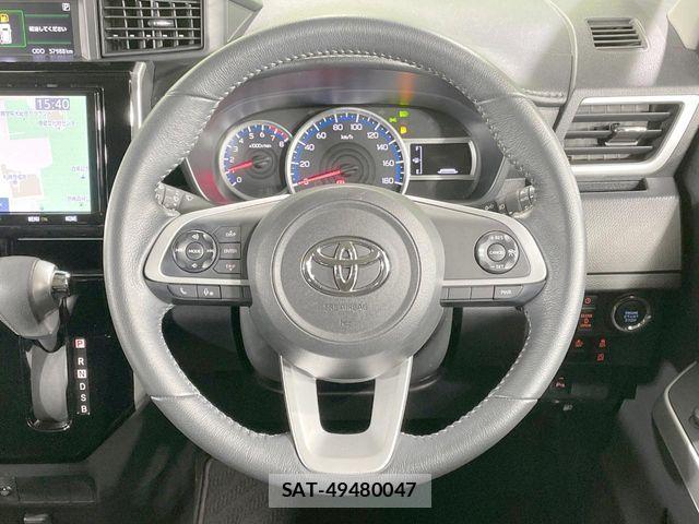 Toyota ROOMY 2021-07 8368406-11