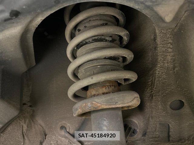 Toyota ROOMY 2018-09 8563417-19