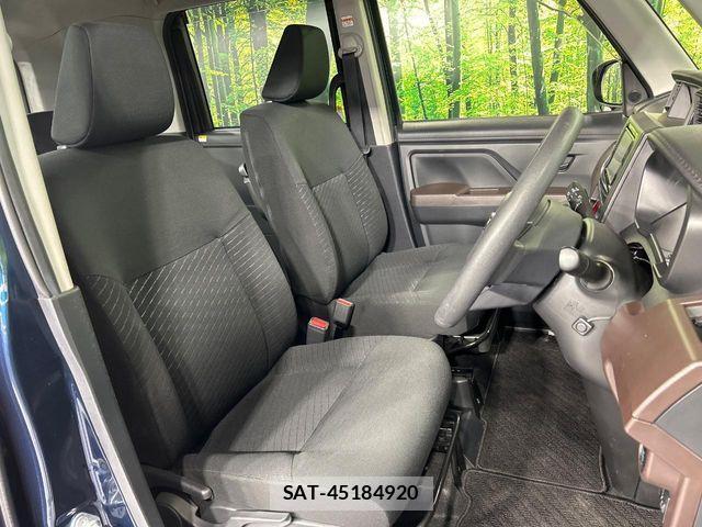 Toyota ROOMY 2018-09 8563417-8