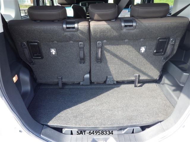 Toyota ROOMY 2023-06 8661326-5