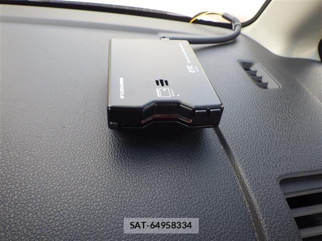 Toyota ROOMY 2023-06 8661326-8