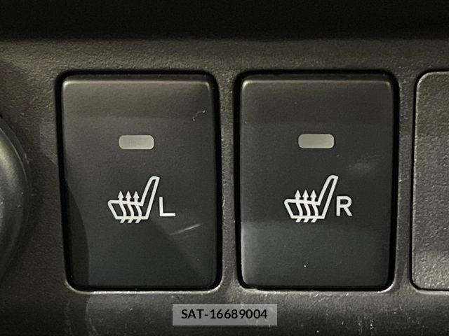Toyota ROOMY 2018-02 8686461-6