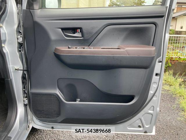 Toyota ROOMY 2018-10 8745606-23