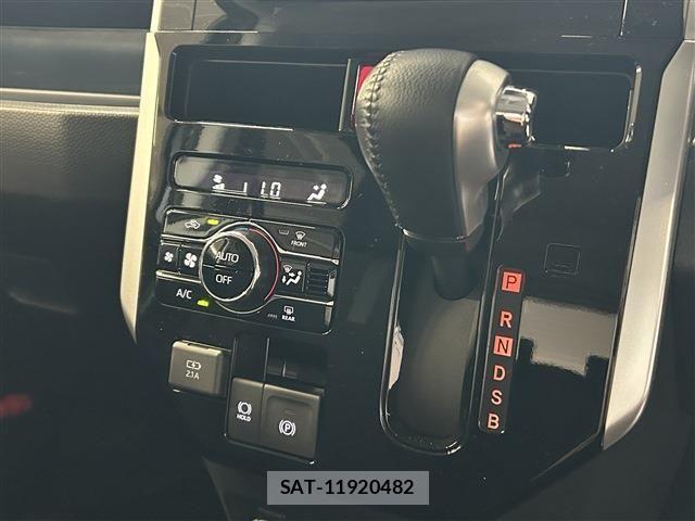 Toyota ROOMY 2025-03 8745601-21