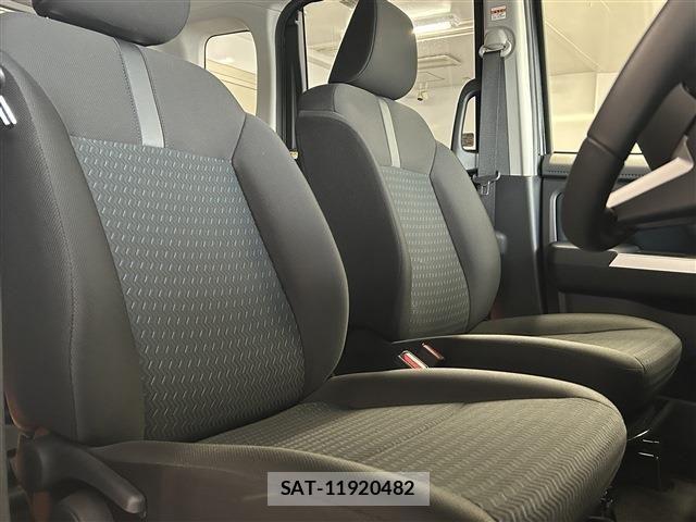 Toyota ROOMY 2025-03 8745601-23