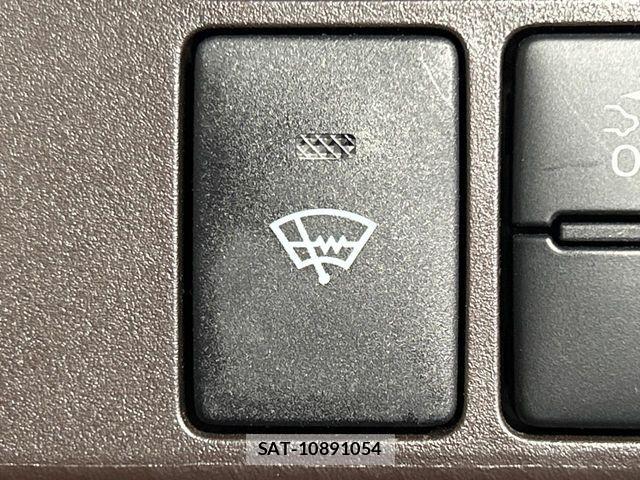 Toyota ROOMY 2017-12 8745604-6