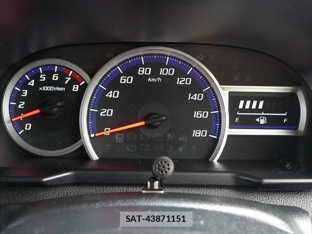 Toyota ROOMY 2018-03 8745605-13