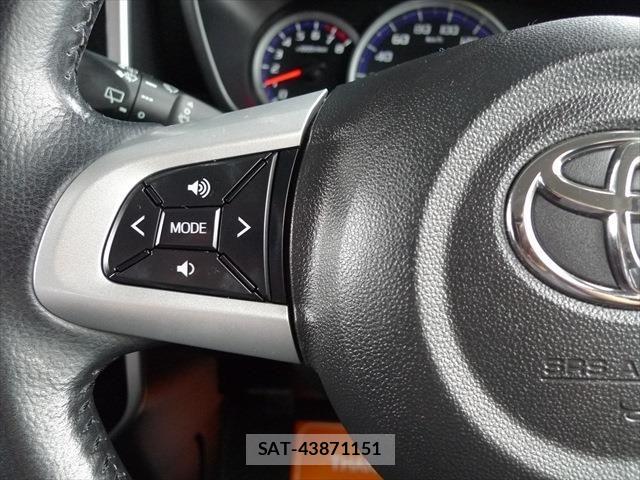 Toyota ROOMY 2018-03 8745605-19