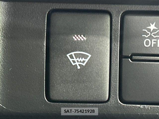 Toyota ROOMY 2024-07 8781871-3