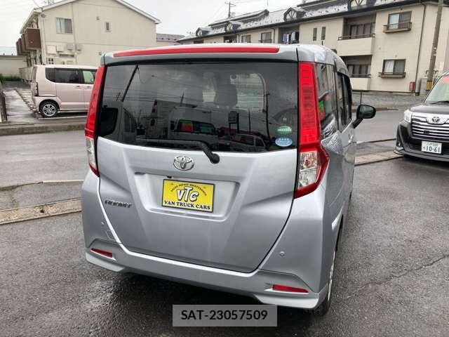 Toyota ROOMY 2017-08 8797361-10