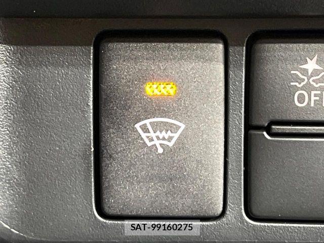 Toyota ROOMY 2023-10 8831373-5
