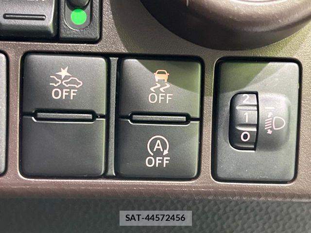 Toyota ROOMY 2017-08 8850541-6