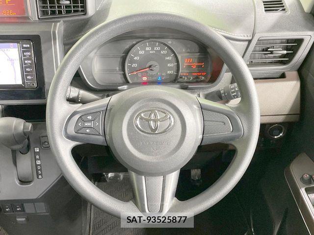 Toyota ROOMY 2020-07 8850540-11