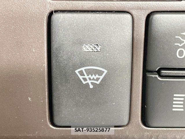 Toyota ROOMY 2020-07 8850540-6