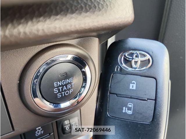 Toyota ROOMY 2023-05 8881916-14