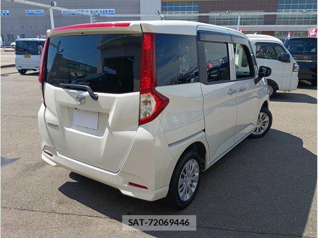 Toyota ROOMY 2023-05 8881916-1