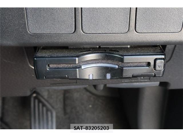 Toyota ROOMY 2018-09 8881915-4