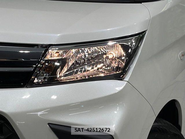 Toyota ROOMY 2023-11 8884271-12