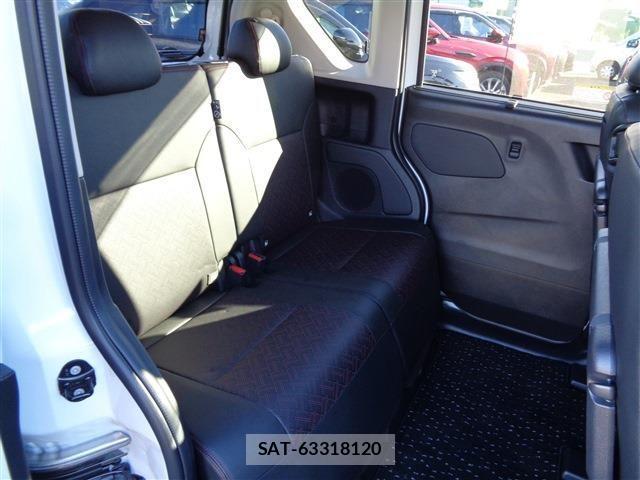 Nissan ROOX 2023-10 707156-15