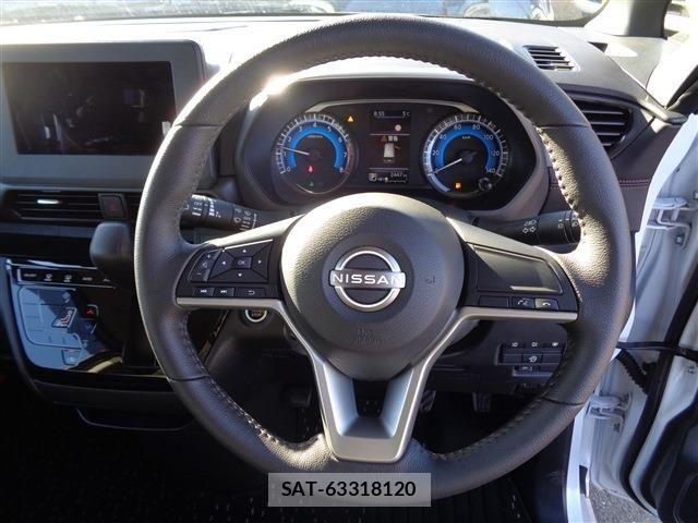 Nissan ROOX 2023-10 707156-23