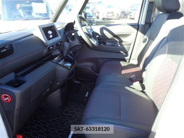 Nissan ROOX 2023-10 707156-8