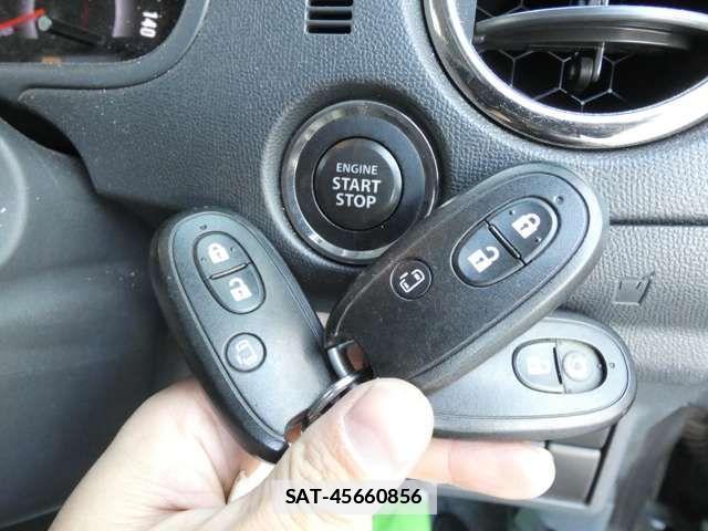 Nissan ROOX 2013-01 743530-14