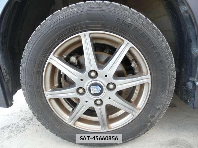 Nissan ROOX 2013-01 743530-19
