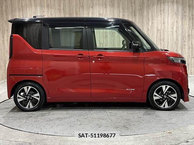 Nissan ROOX 2020-04 779635-14