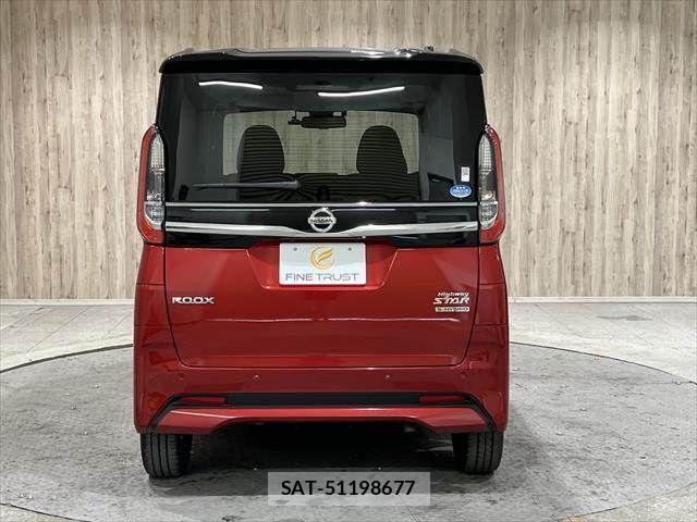 Nissan ROOX 2020-04 779635-16