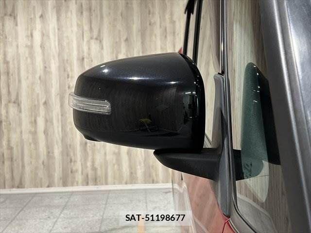 Nissan ROOX 2020-04 779635-23
