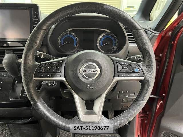 Nissan ROOX 2020-04 779635-8