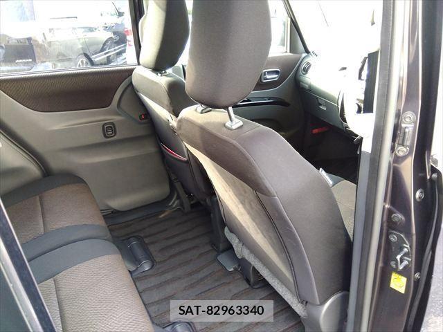 Nissan ROOX 2012-07 875097-14