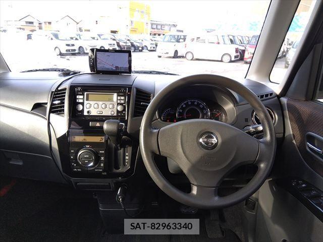 Nissan ROOX 2012-07 875097-1
