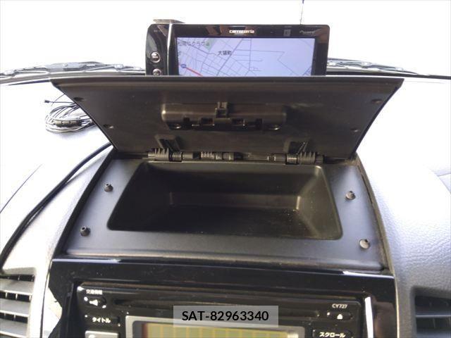 Nissan ROOX 2012-07 875097-24