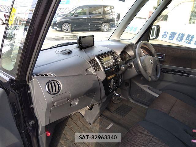 Nissan ROOX 2012-07 875097-6
