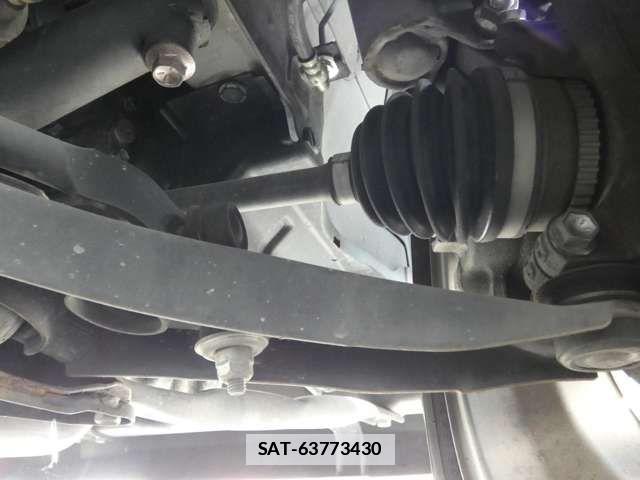 Nissan ROOX 2011-03 883698-12