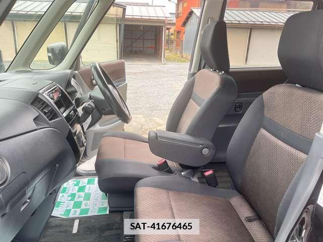 Nissan ROOX 2013-03 1272079-12