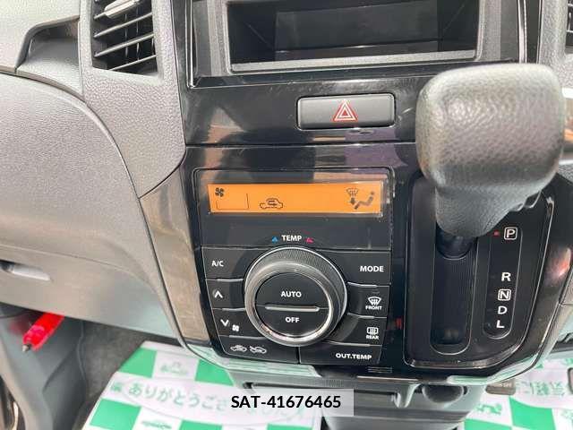 Nissan ROOX 2013-03 1272079-19