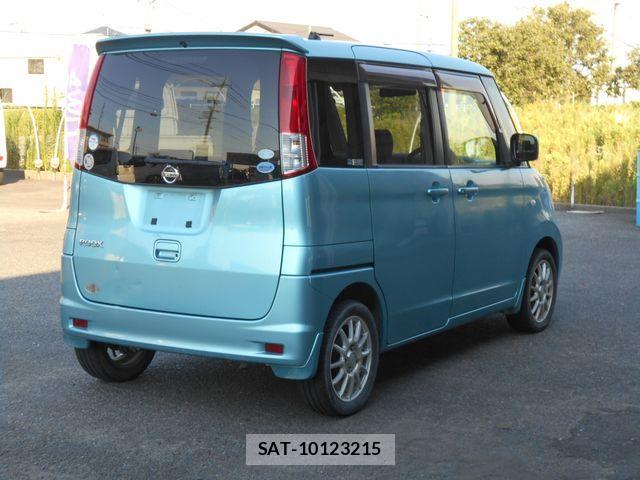 Nissan ROOX 2012-03 1417273-3
