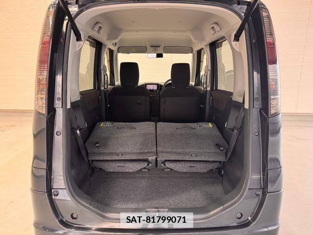 Nissan ROOX 2013-02 3775661-12