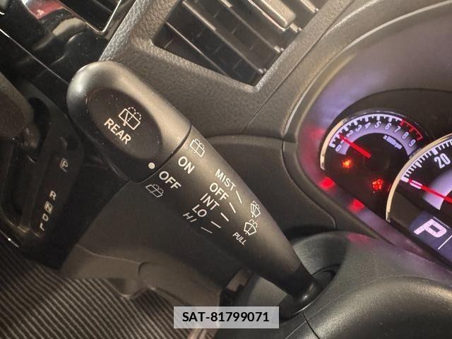 Nissan ROOX 2013-02 3775661-15
