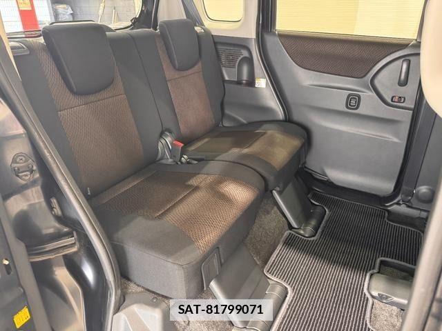 Nissan ROOX 2013-02 3775661-8