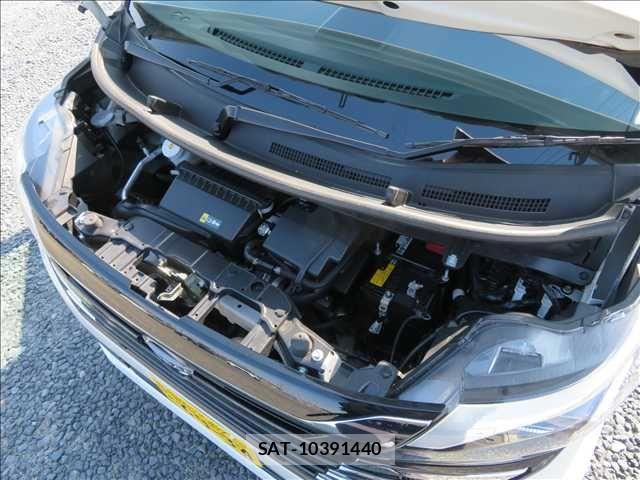 Nissan ROOX 2023-08 3834345-19